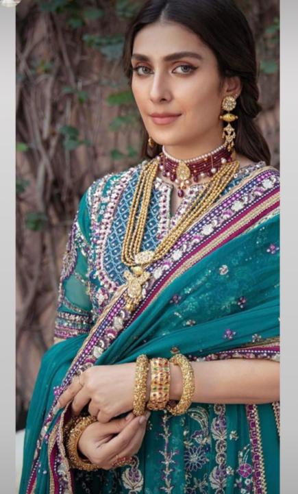Add a Touch of Elegance to Your Look with SparklingTrendz Premium Handcrafted Jewelry