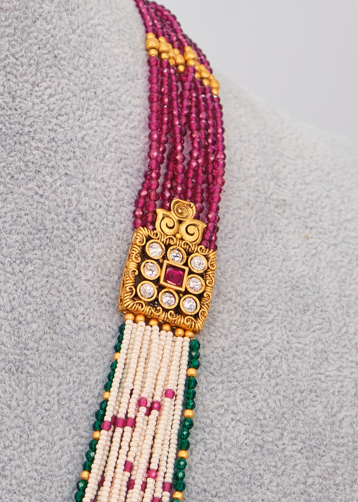 Traditional Kemp Stone Elephant Face Necklace Set