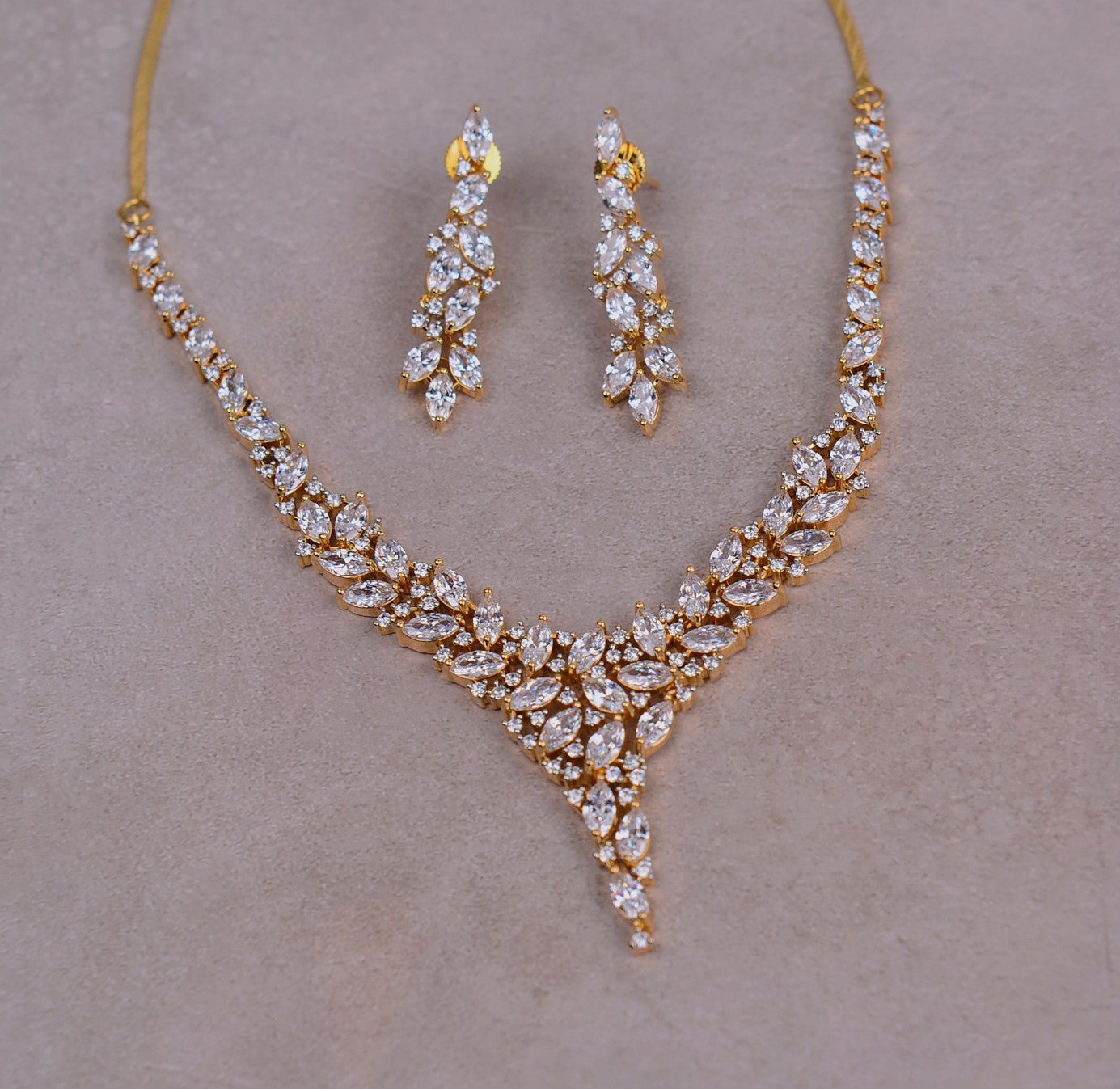 Gold Swarovski Necklace Set
