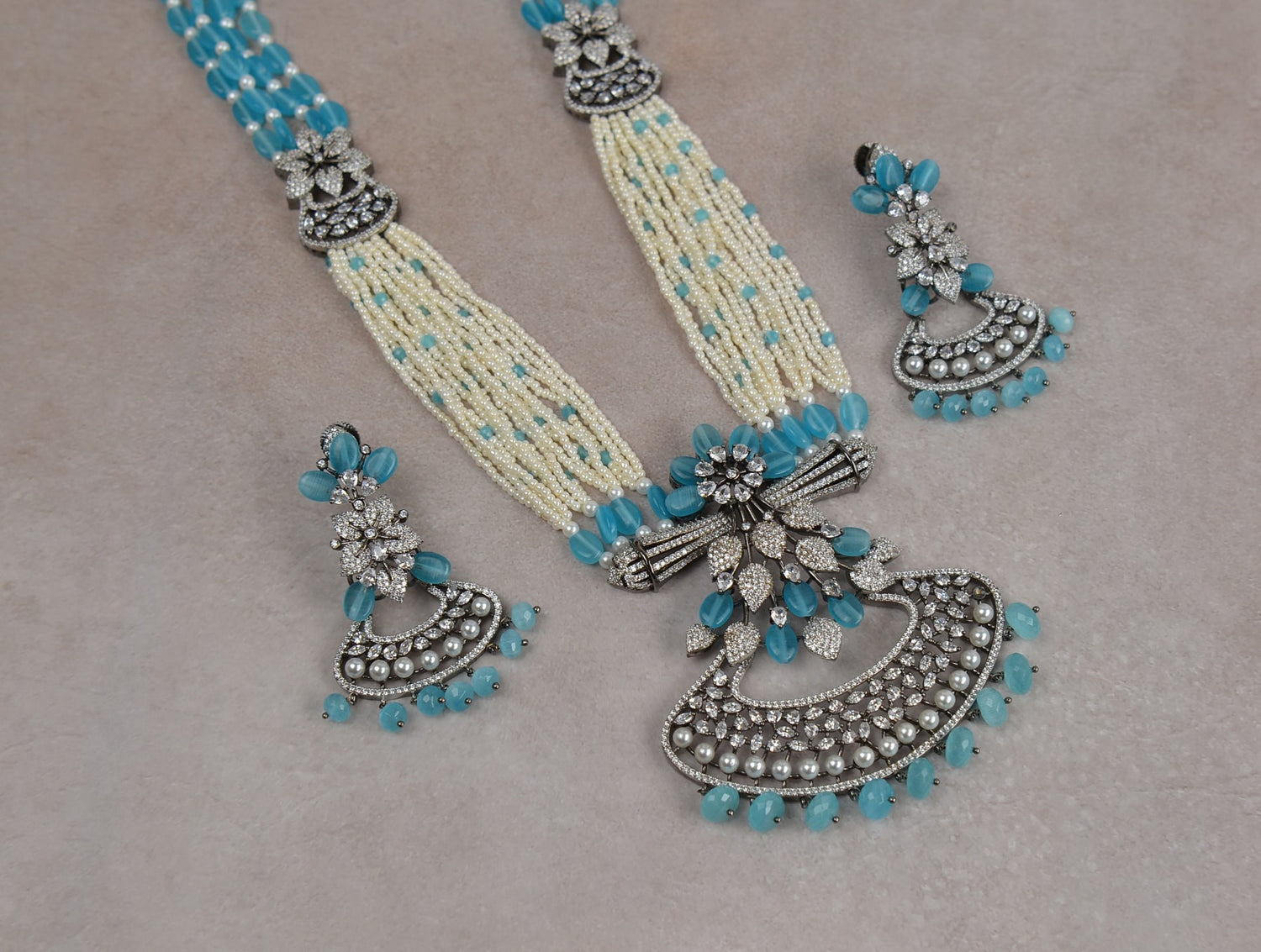 Aqua Blue Luxurious Victorian Long Necklace Set