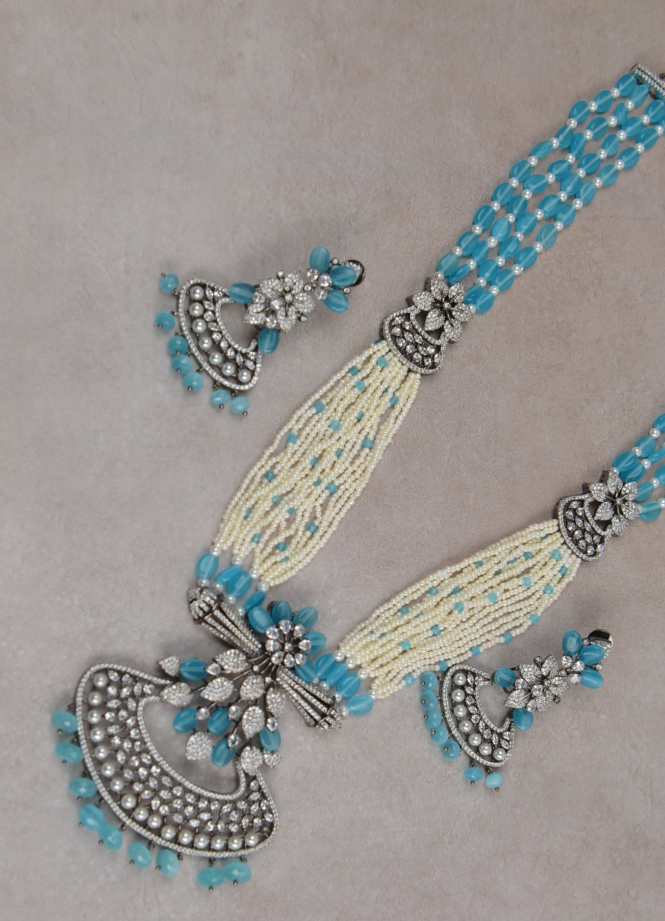 Aqua Blue Luxurious Victorian Long Necklace Set