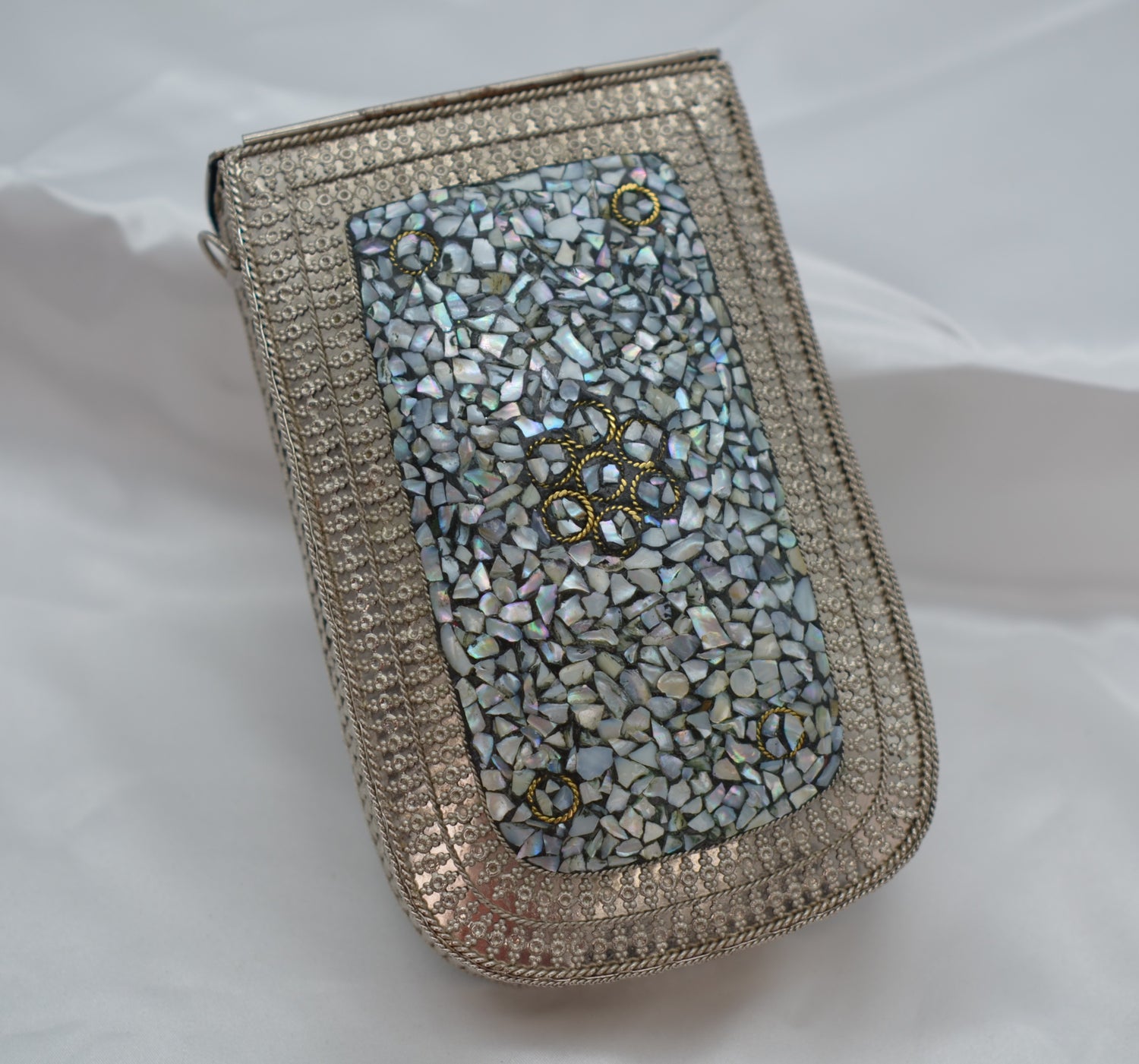 Mosaic Mobile Clutch - White With Silver