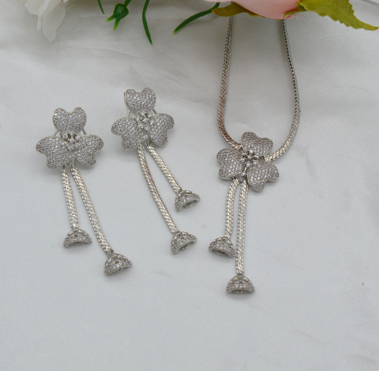 Floral Silver Pendant Earrings Set