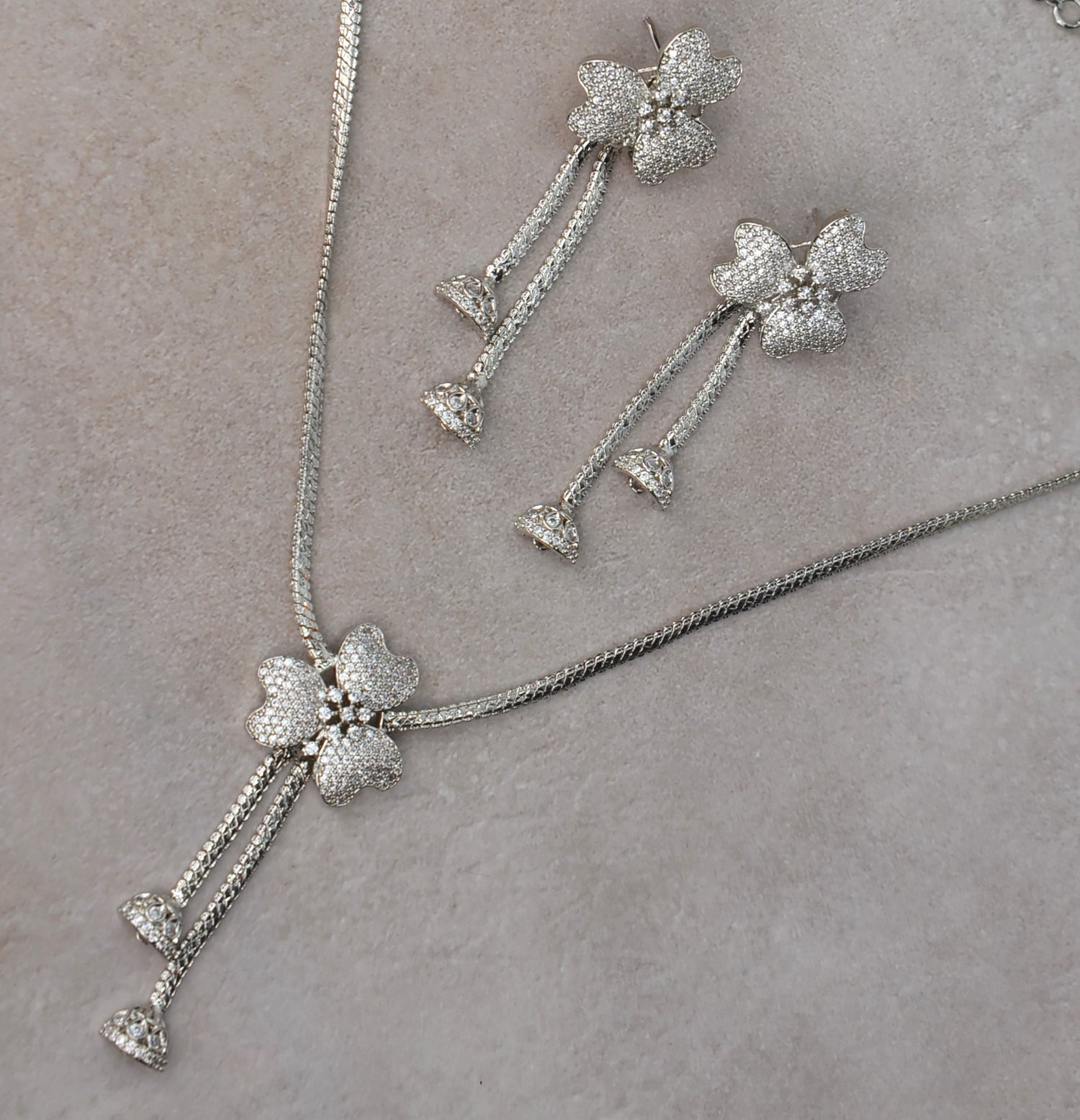 Floral Silver Pendant Earrings Set