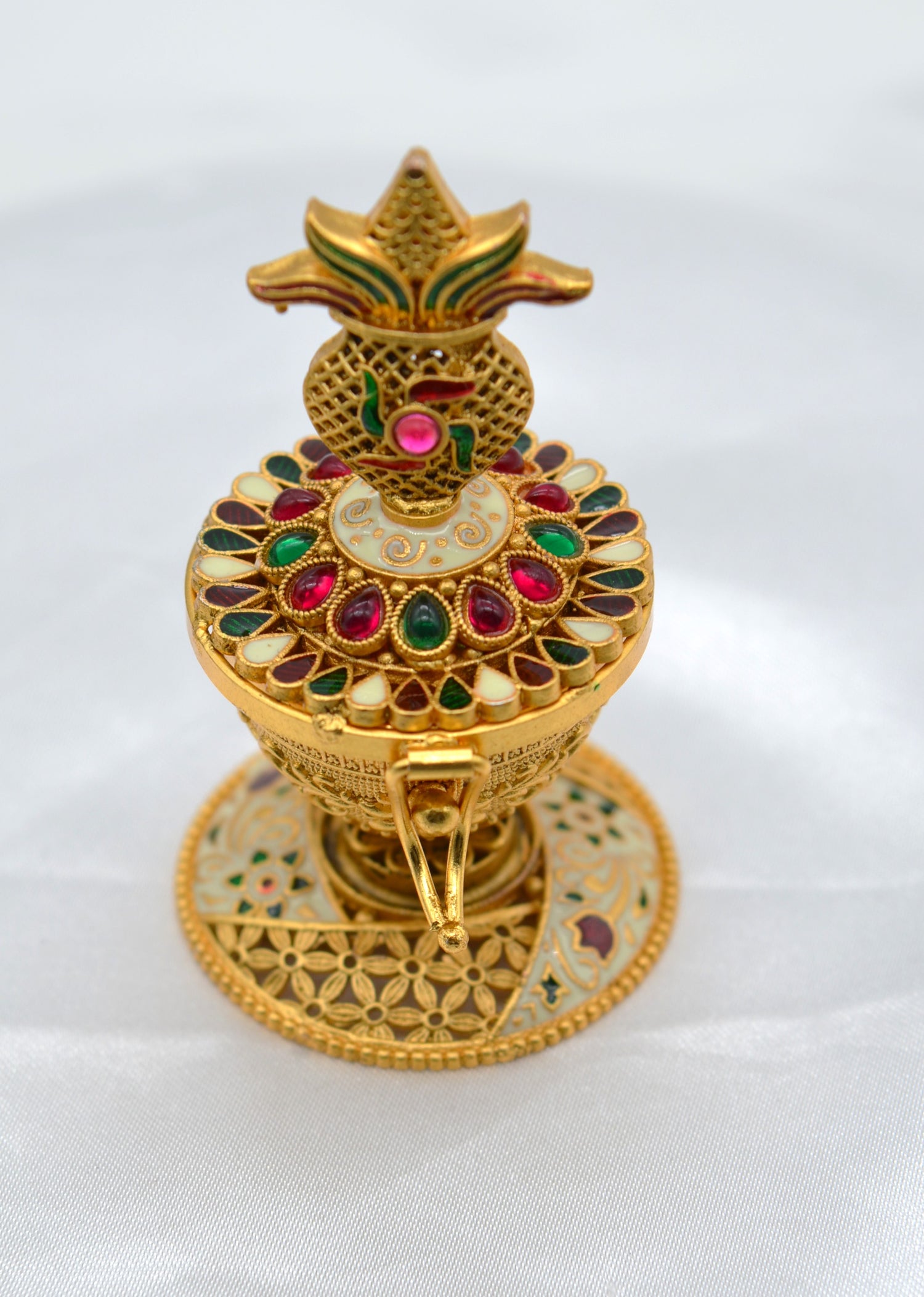 Shagun Kalash With Kemp Stone Sindoor Box