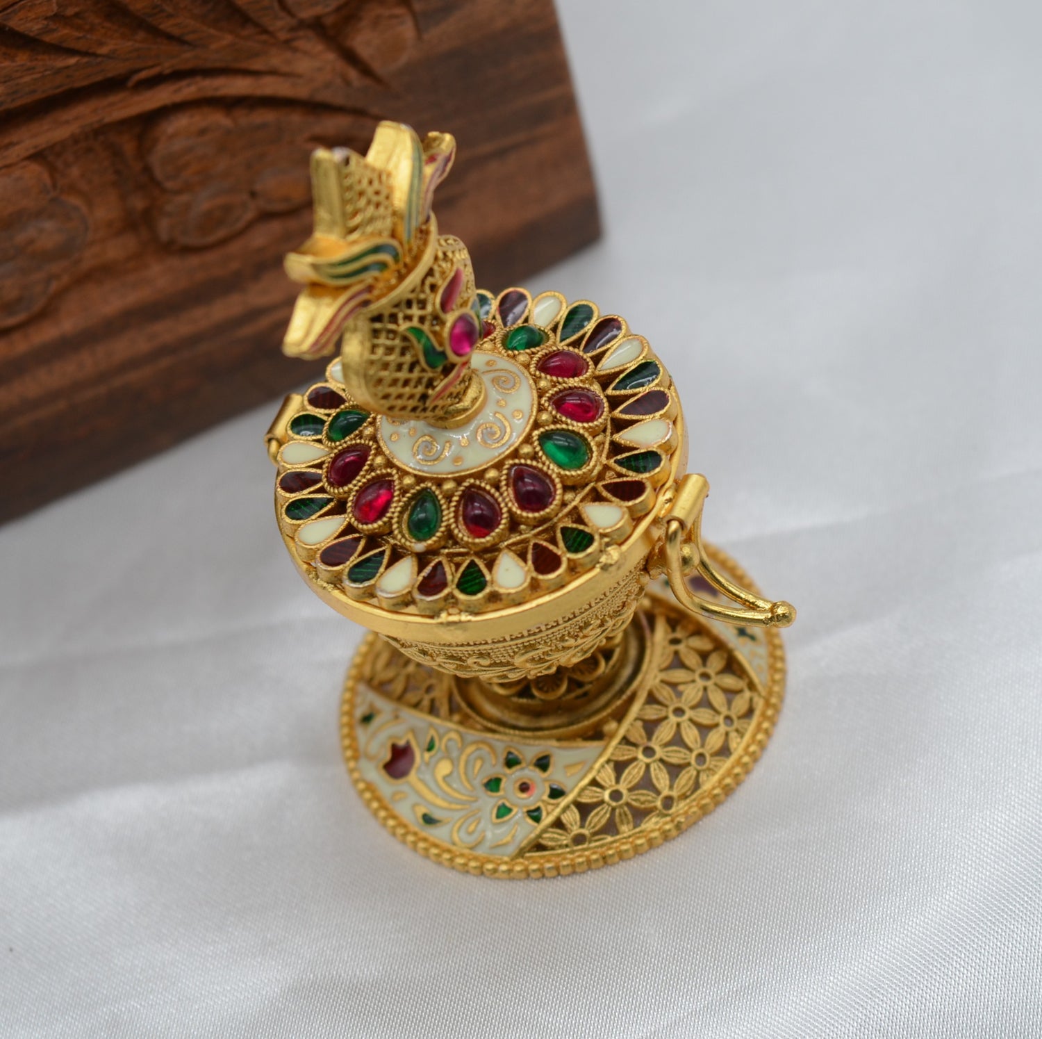 Shagun Kalash With Kemp Stone Sindoor Box