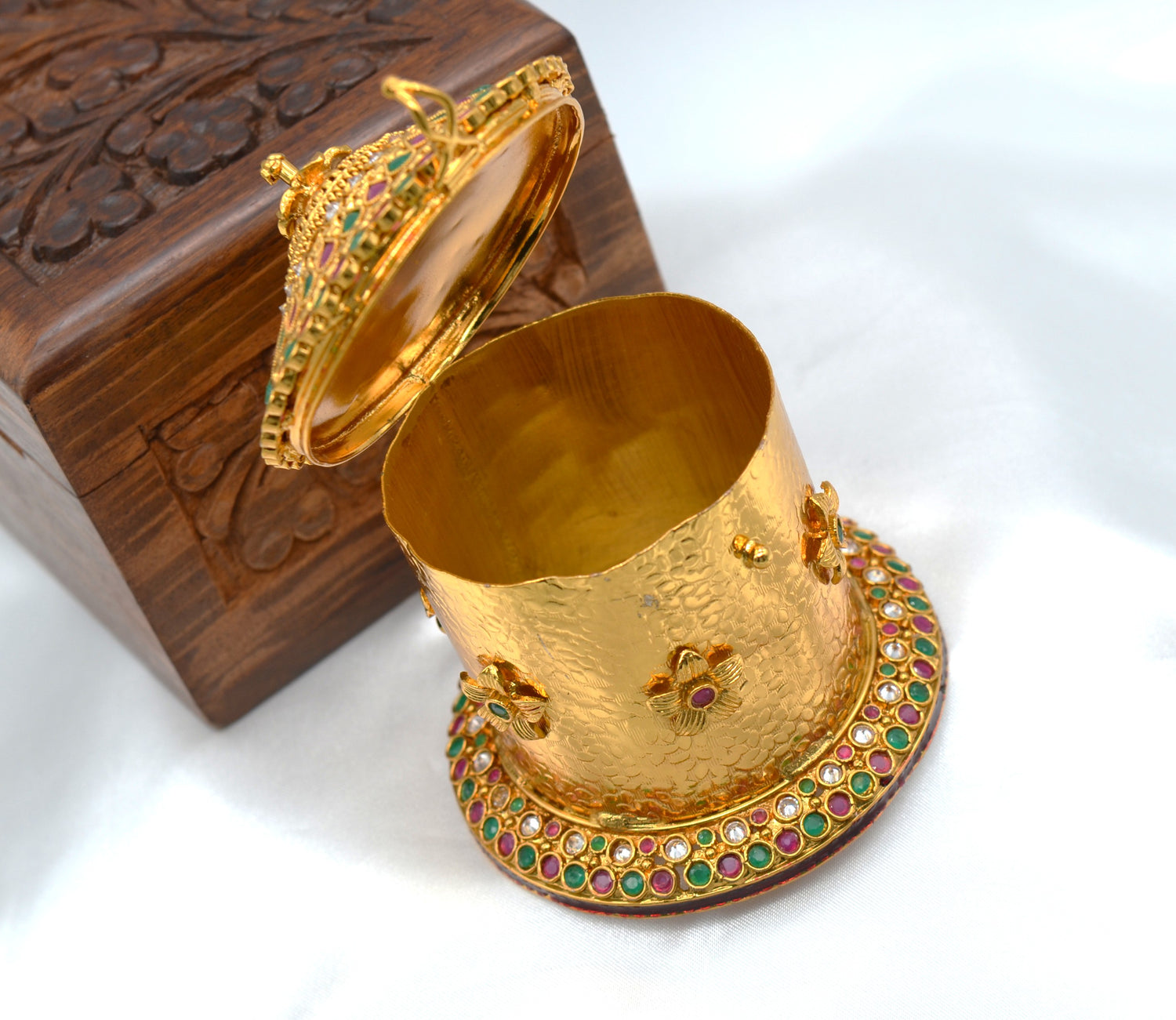 Traditional Kemp Stone Sindoor Box