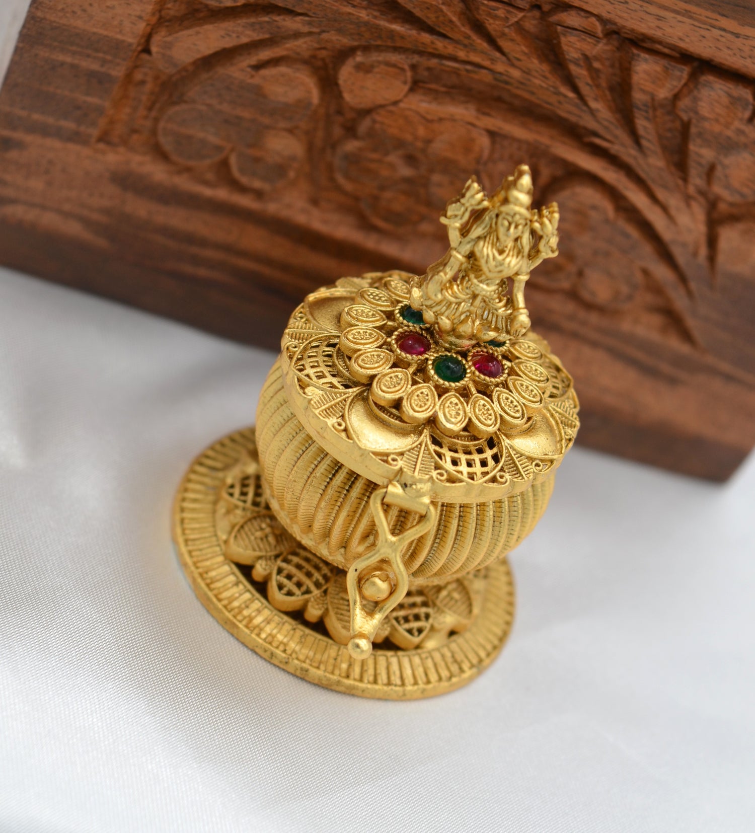 Goddess Lakshmi With Kemp Stone Sindoor Box