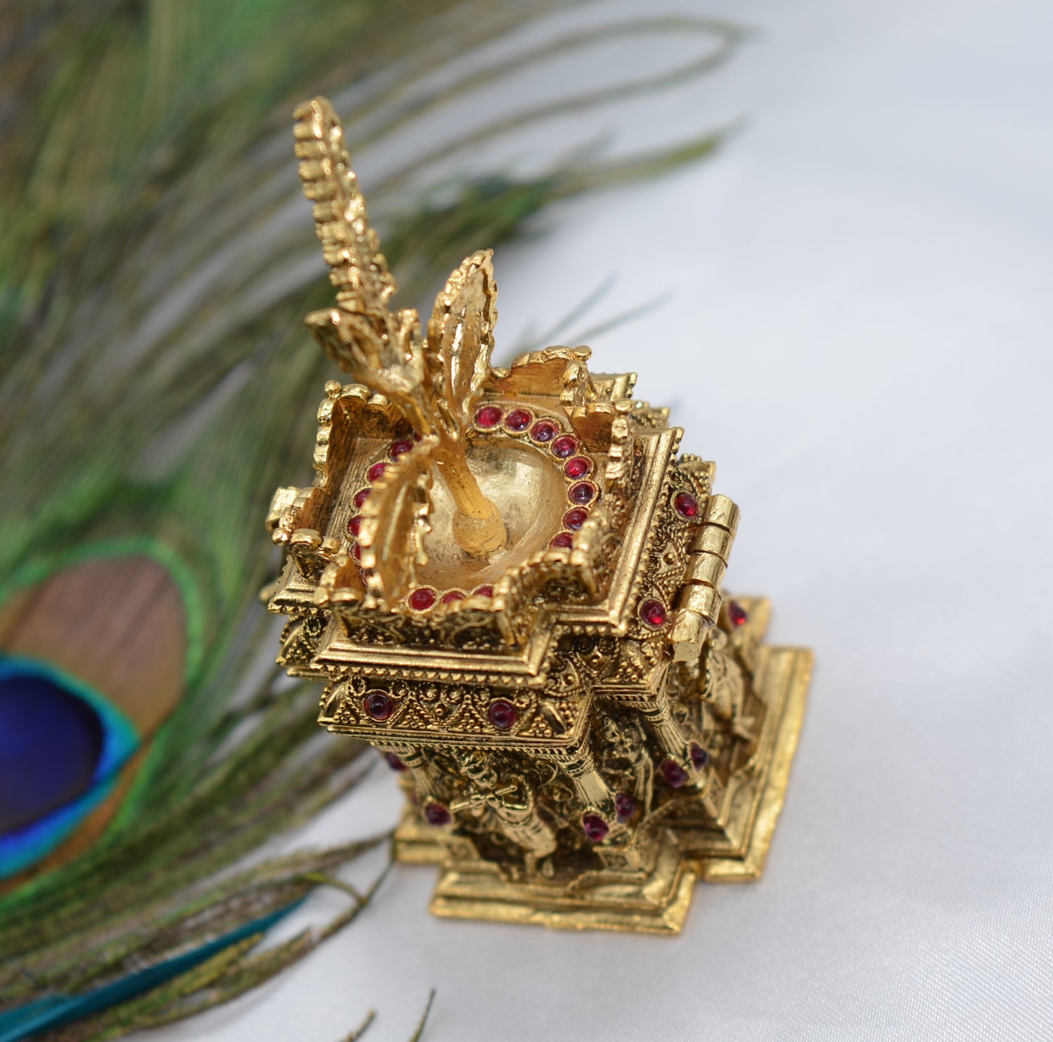 Lord Krishna With Flute Square Sindoor Box