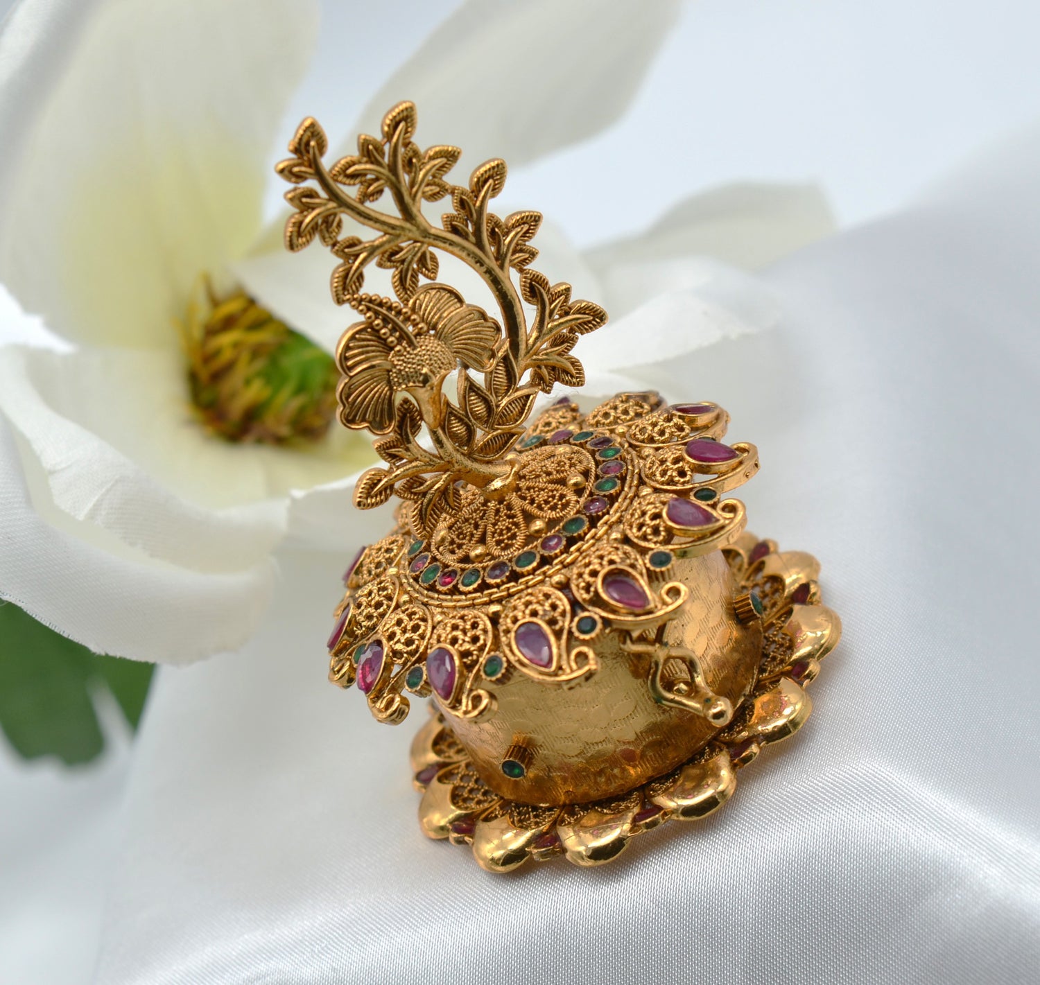 Kemp Stone Flower Design Sindoor Box