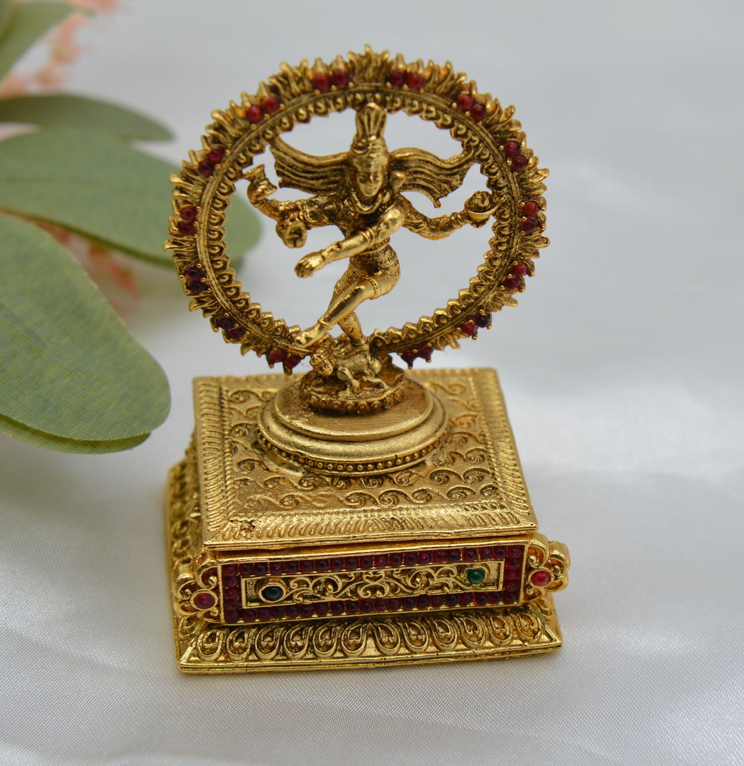 Antique Gold Tone Nataraja Sindoor Box