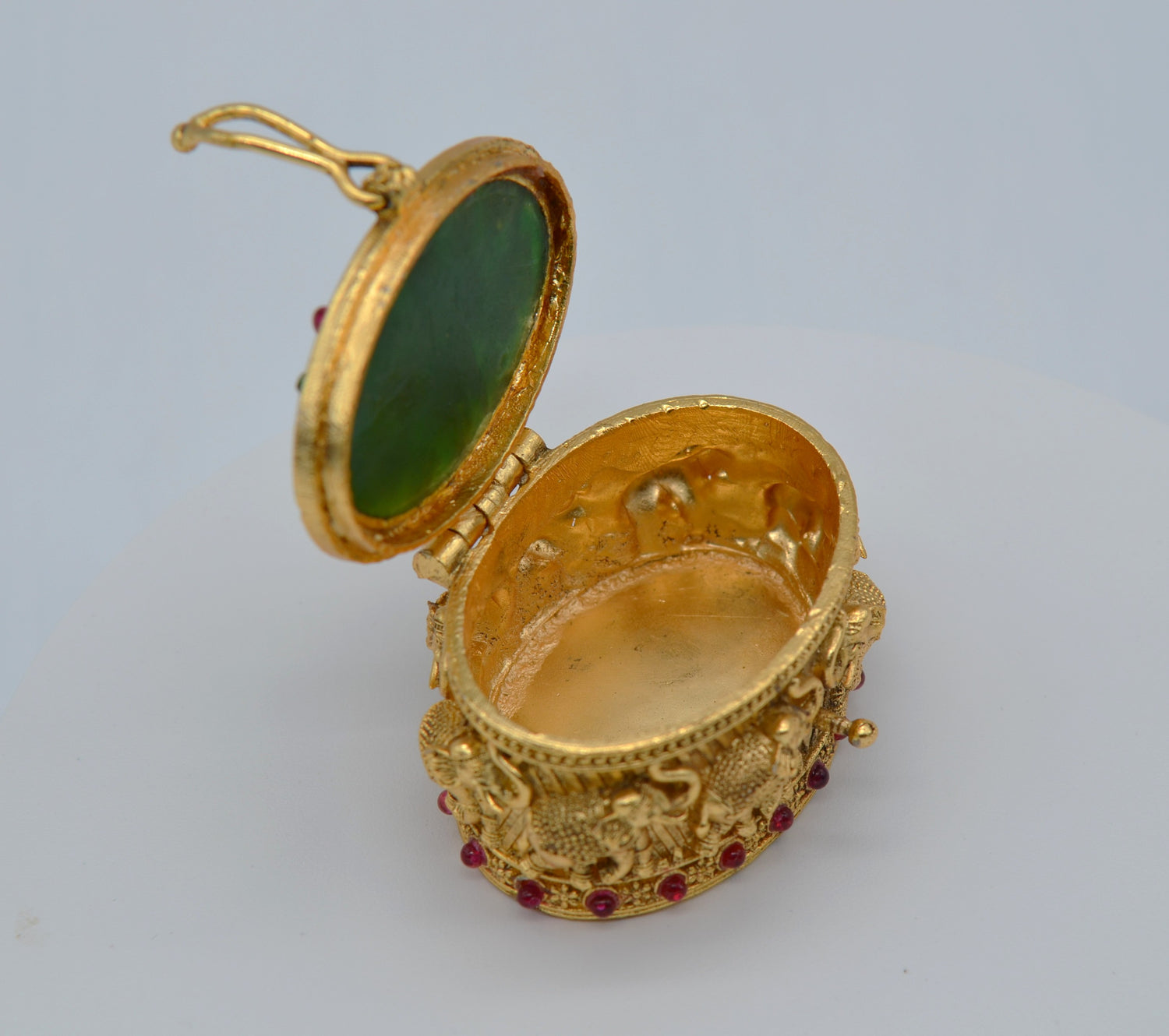 Oval Shape Stone Sindoor Box with Elephant Carving