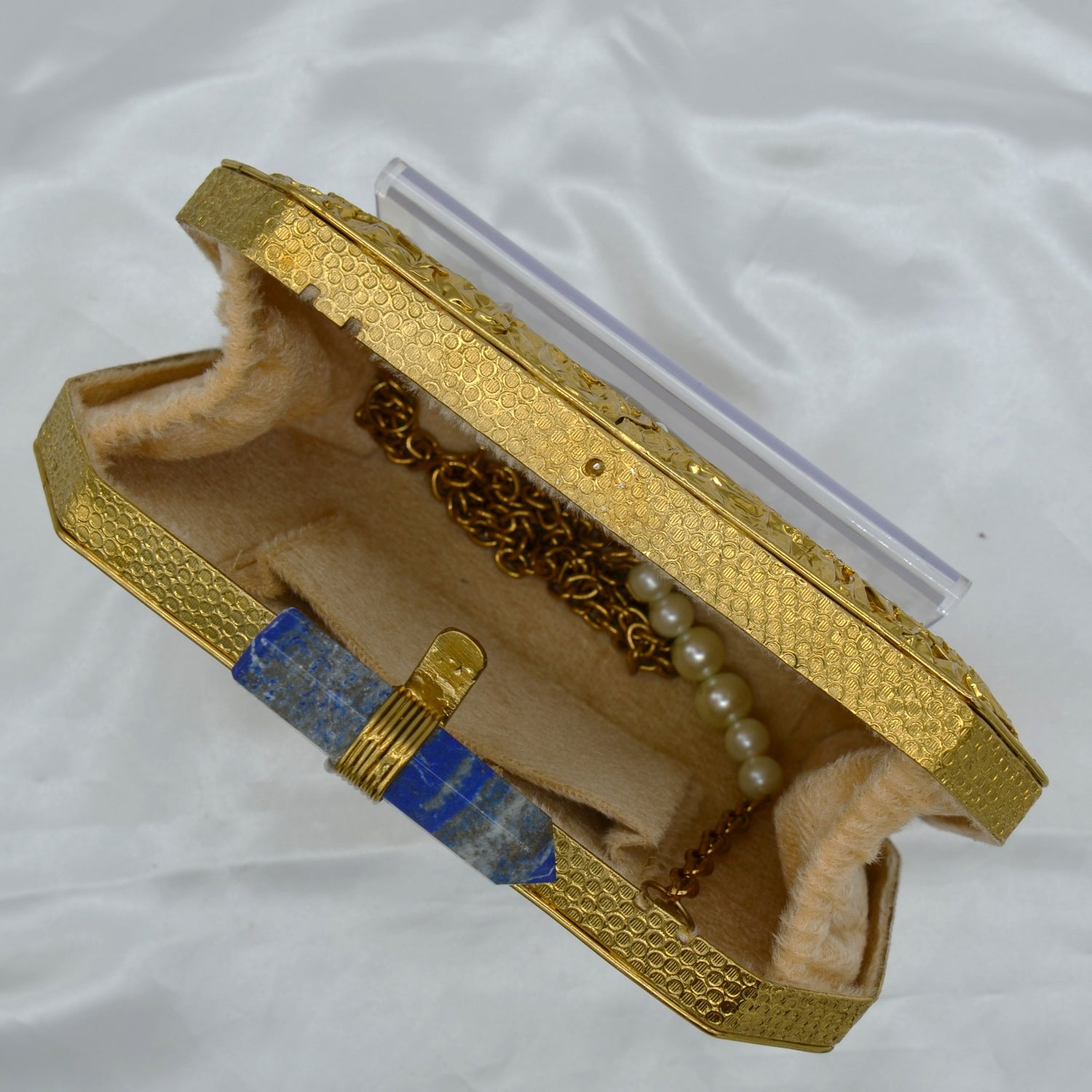 Mother Of Pearl Centre Stone Embellished Clutch