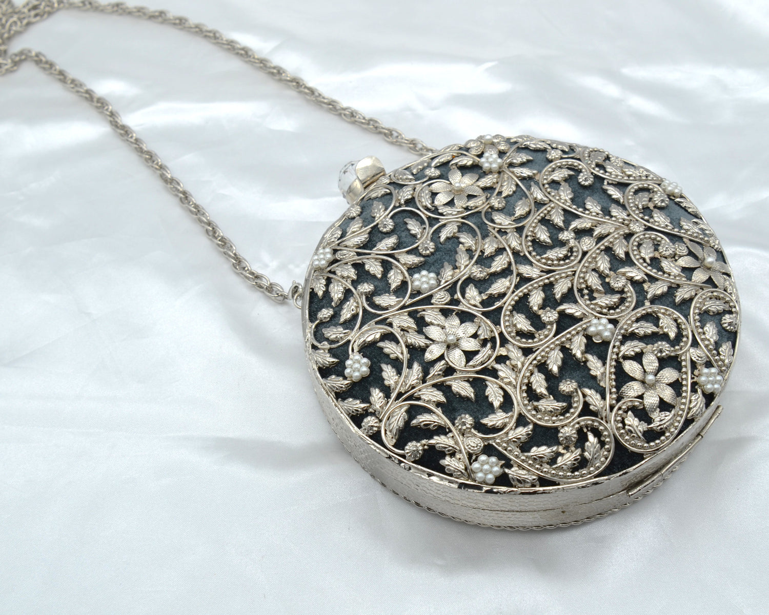 Round Floral Cut Clutch - Silver