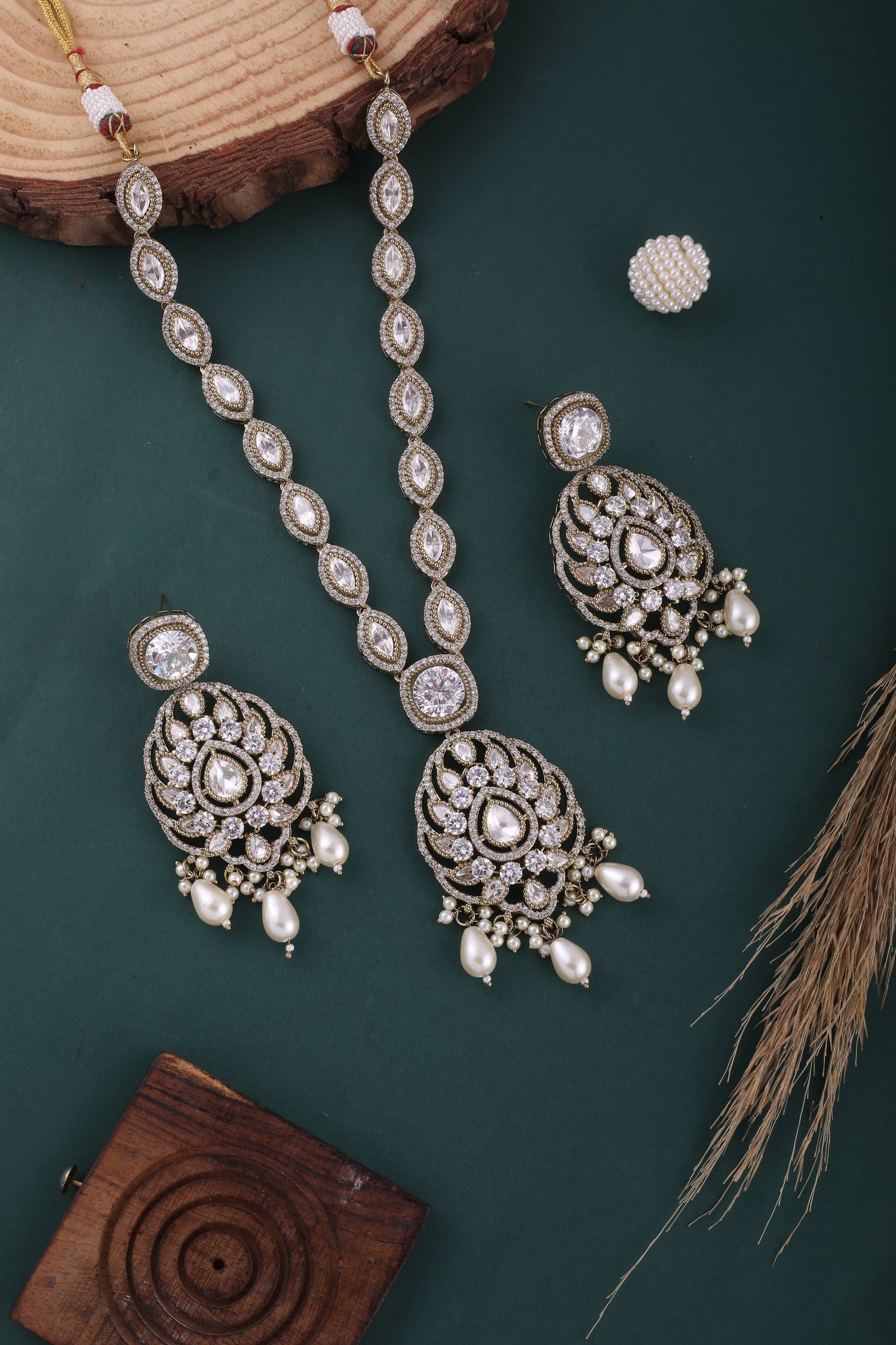 Victorian American Dimond Moissanite Necklace with Earrings