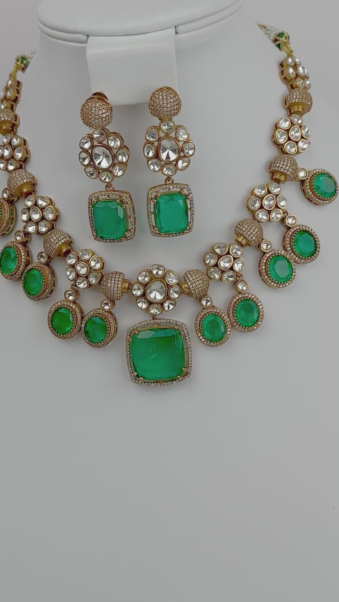 Ananya Doublet Kundan Necklace Set - Rama Green