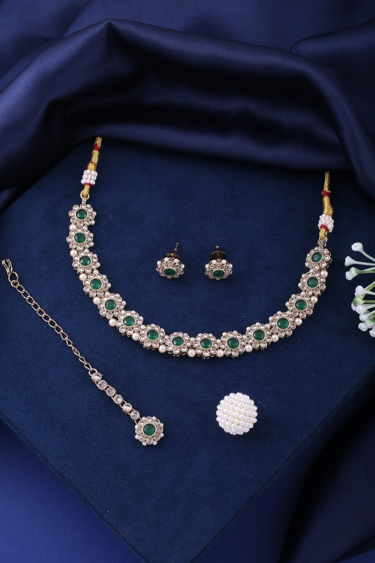 Emerald Green Polki Floral Necklace Set with Studs & Maang Tikka, alternate view