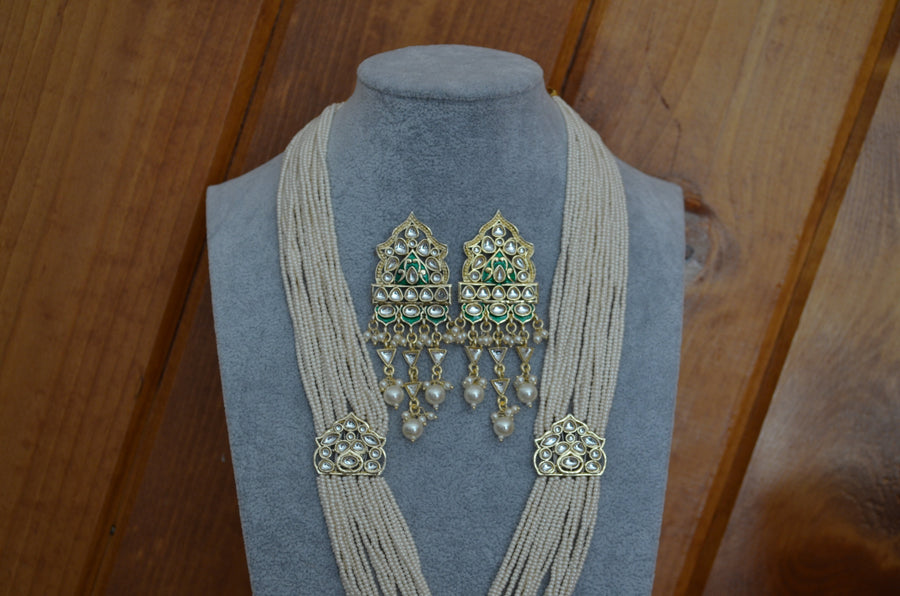 Foiled Kundan Meenakari Centre Pendant Necklace Set Necklaces