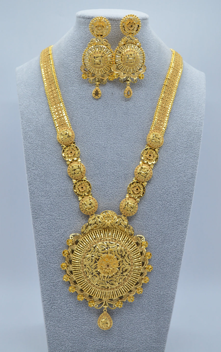 Traditional Long Around Shape 3D Laser Cut -1 Gram Gold Plated Necklace Set Necklaces