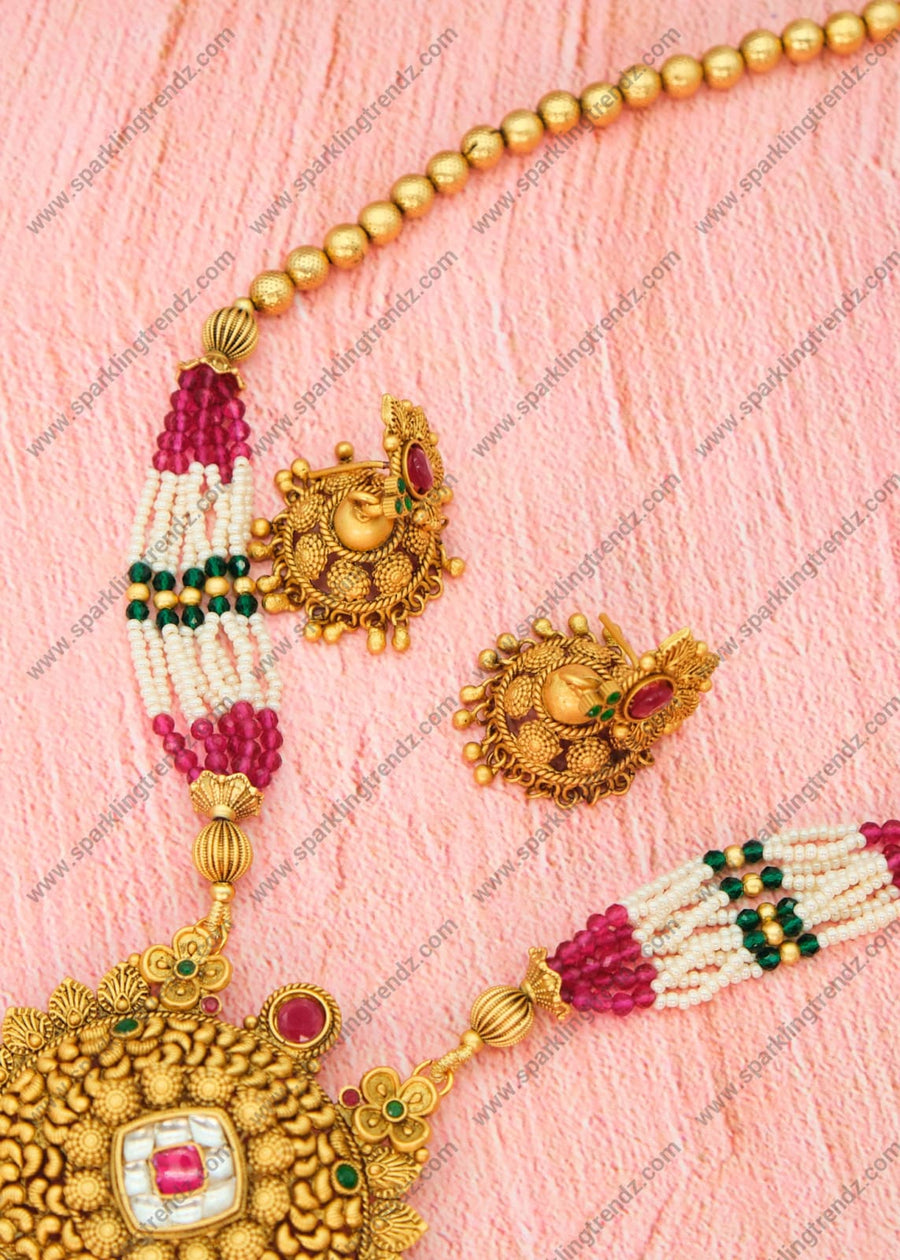 Kundan Pendant Long Necklace Set Necklaces