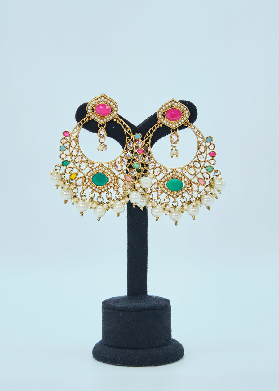 Meera Polki Earrings With Tikka Set - Multicolor