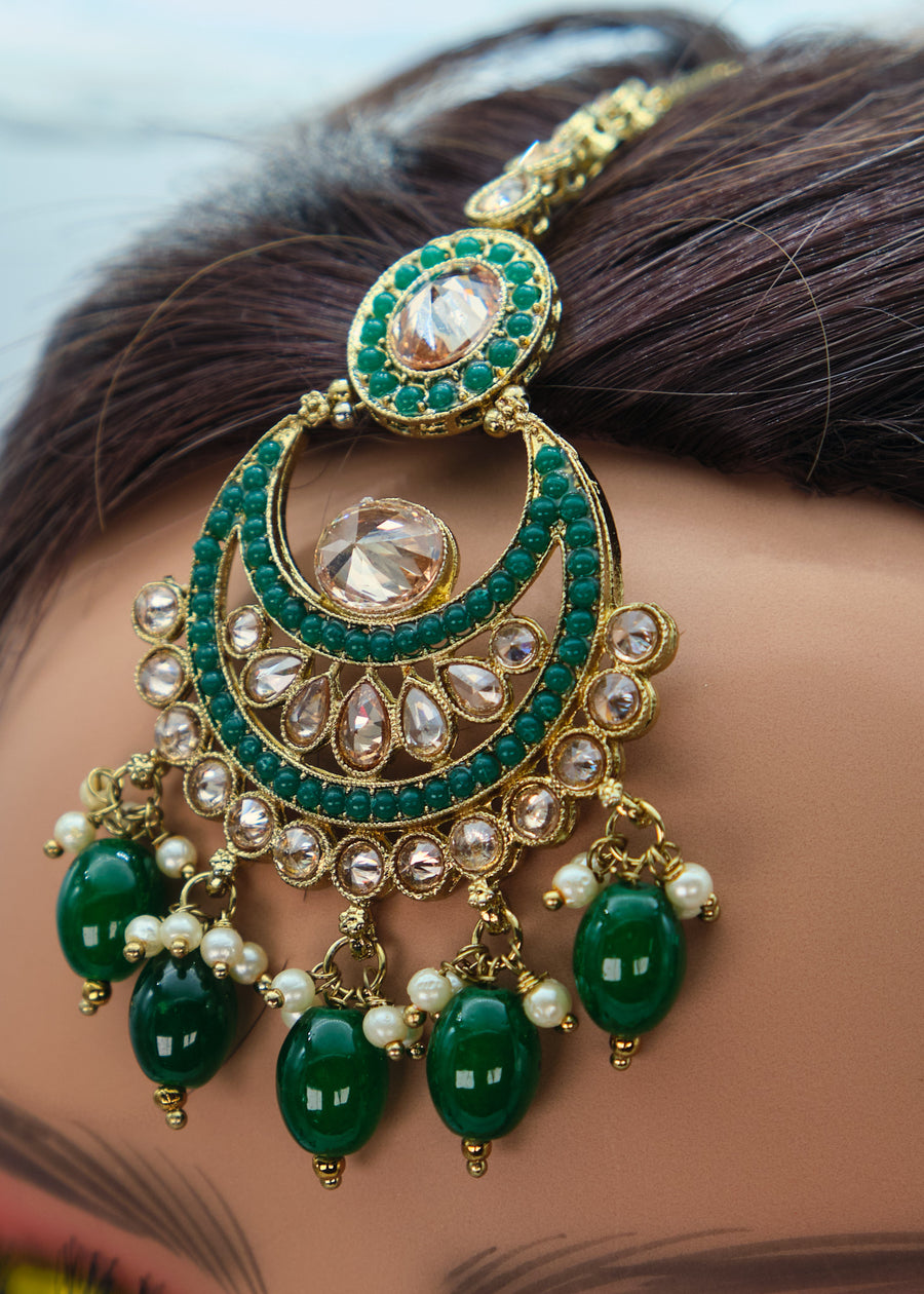 Nyra Polki Earrings With Tikka Set - Emerald Green