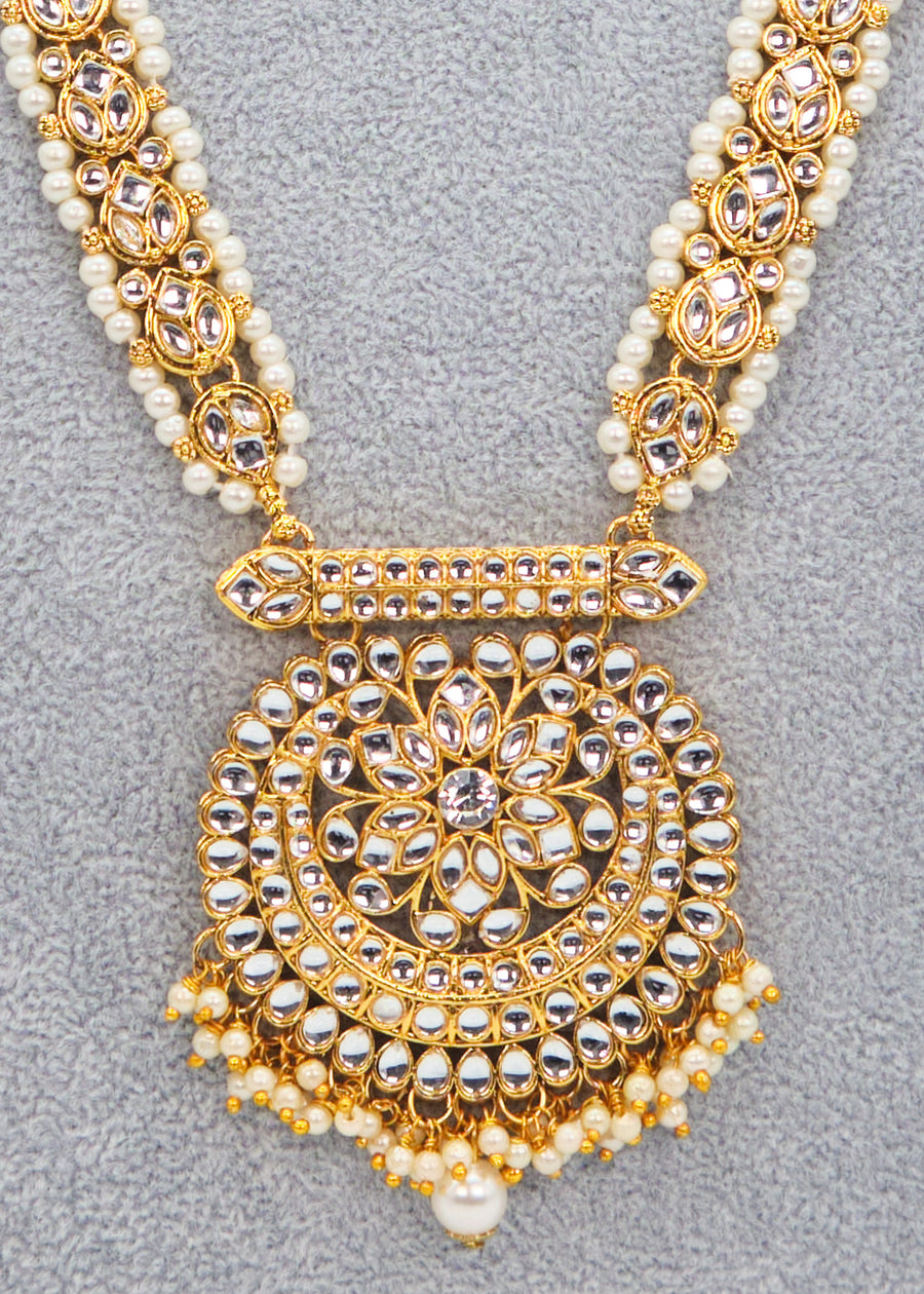 Pearl Long Kundan Necklace With Maang Tikka Set