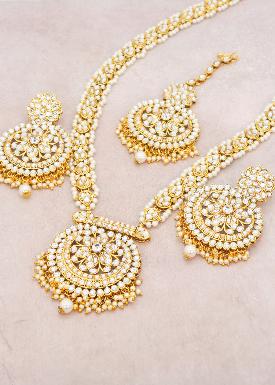 Pearl Long Kundan Necklace With Maang Tikka Set