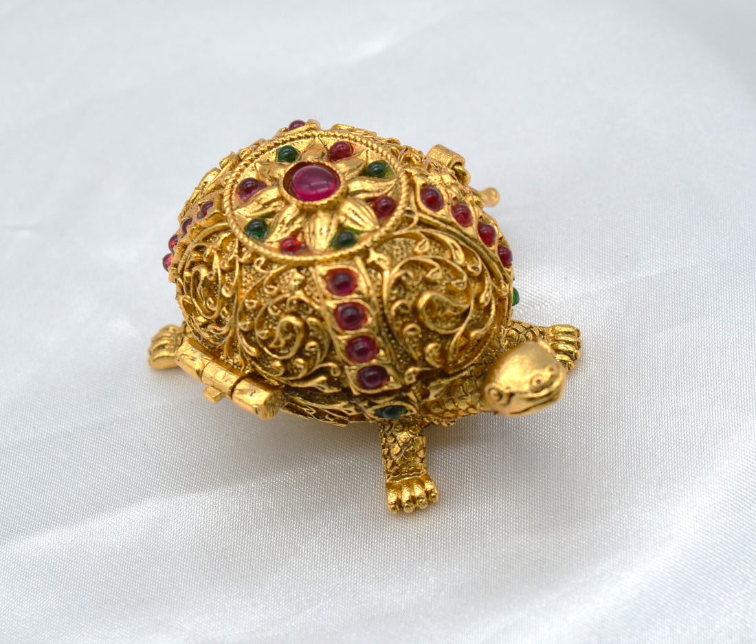 Tortoise Design With Kemp Stone Sindoor Box
