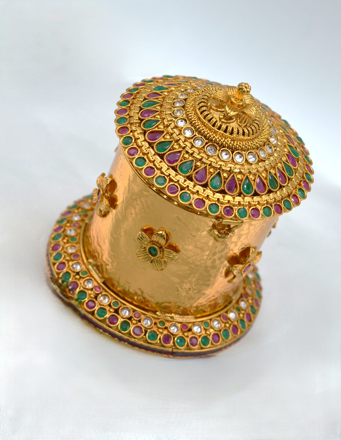 Traditional Kemp Stone Sindoor Box