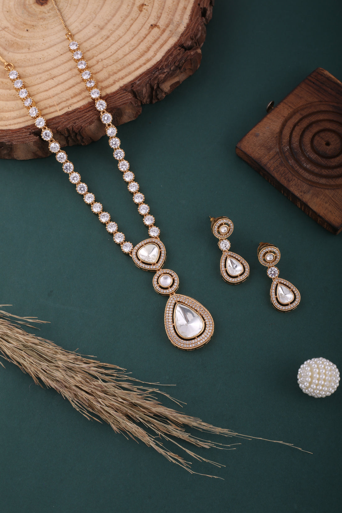 Gold Moissanite Polki Necklace with Earrings