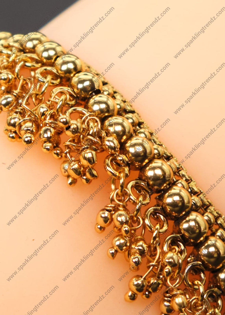 Diva Matte Gold Traditional Anklet Set Anklets