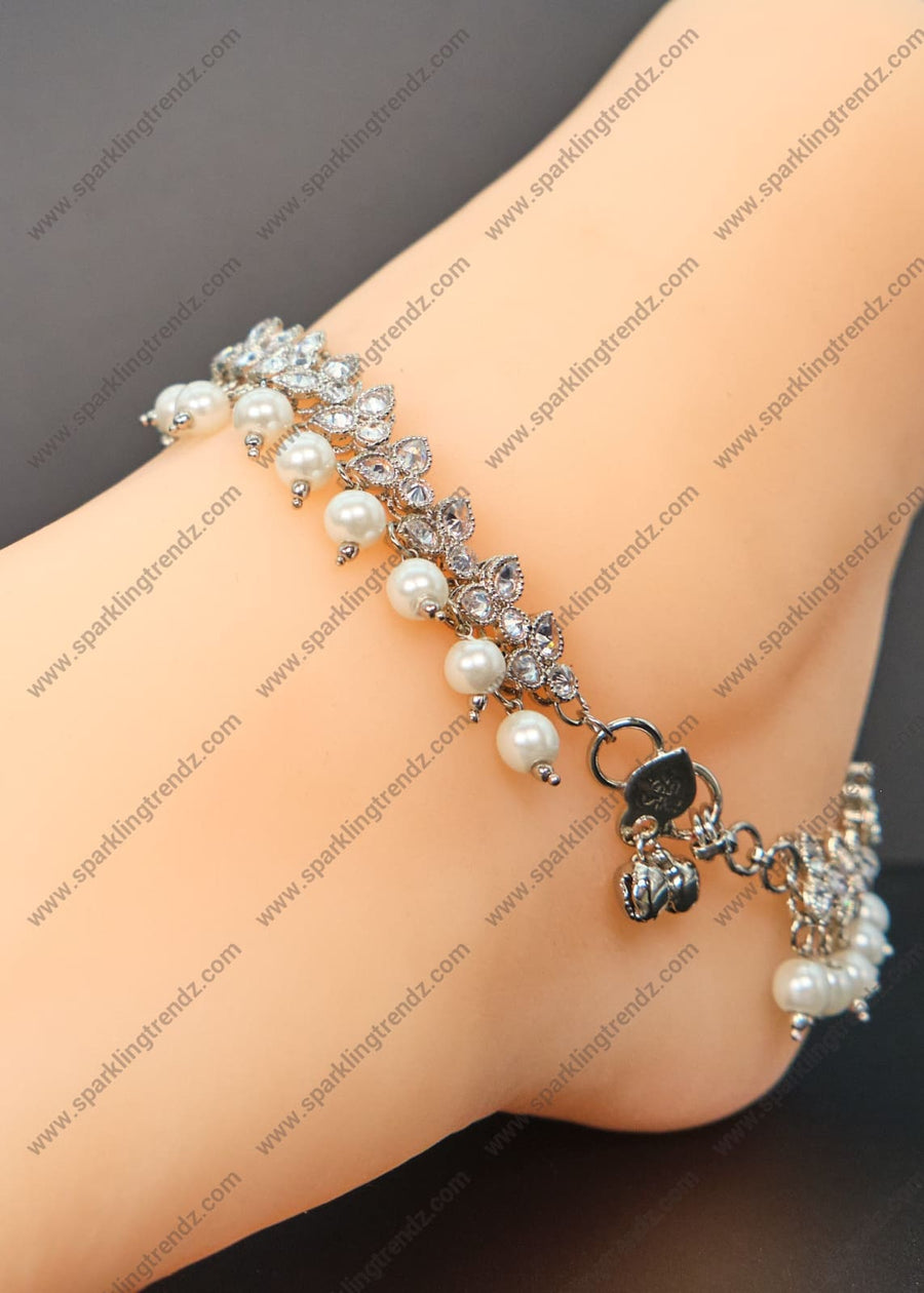 Mahi White Silver Polki Anklet Set Anklets