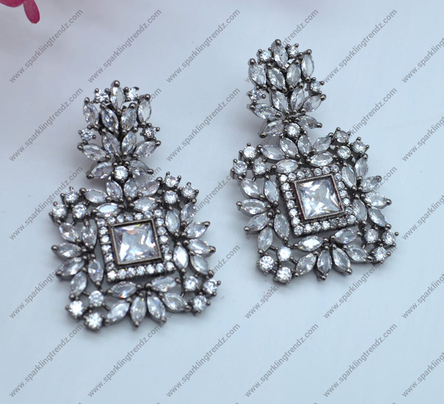 Monalisa Cz Studded Earrings In Victorian Finish White
