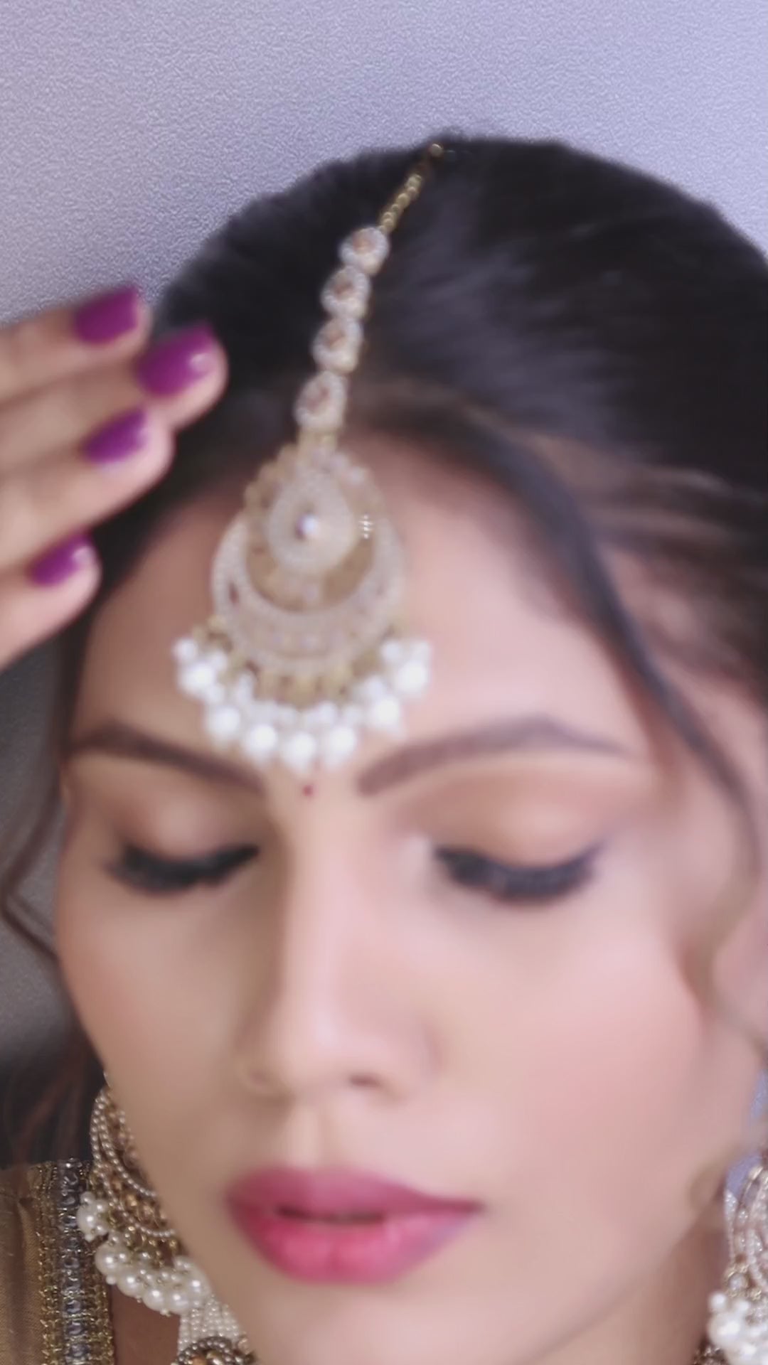 Antique Gold Polki Bridal Necklace Set with Pearl Strands, Chandbalis &amp; Maang Tikka video