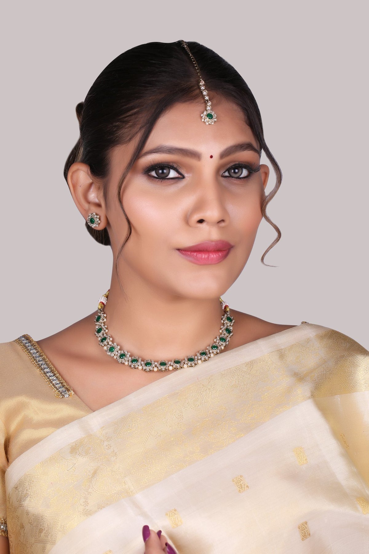Emerald Green Polki Floral Necklace Set with Studs &amp; Maang Tikka, worn by model