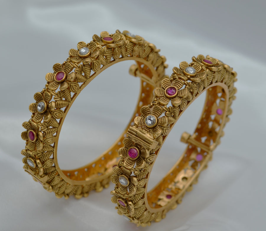 Aamna Traditional Openable Kada Flower Pattern - Single Or Pair Bangles