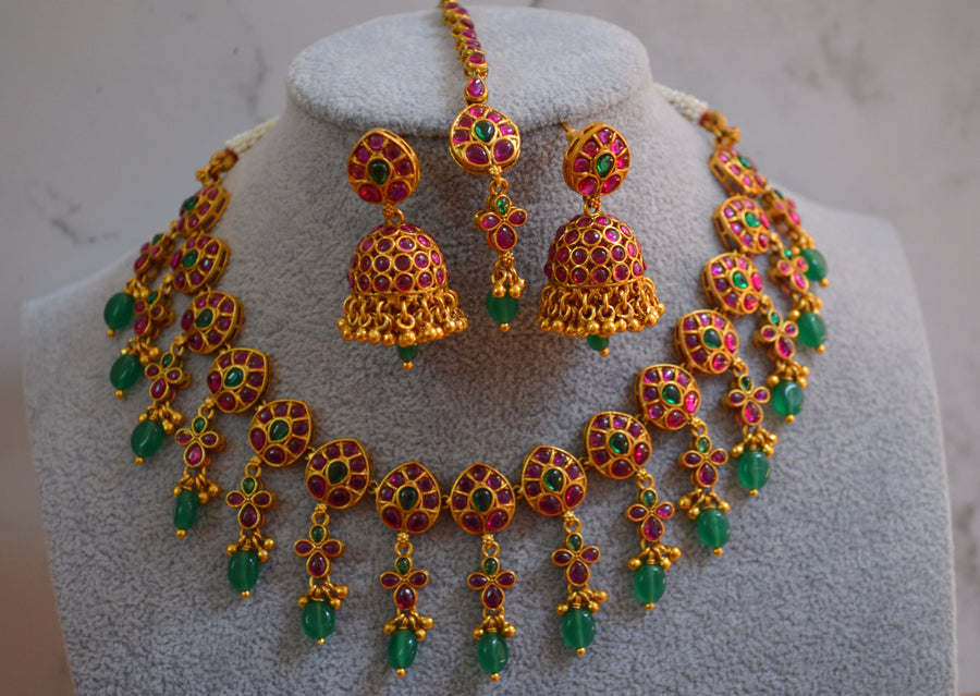 Kemp Multi Stone Leaf Shape Choker Set With Jhumki & Maang Tikka Necklaces
