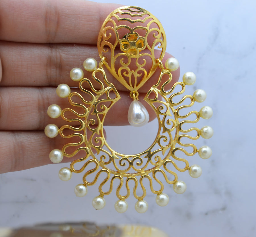 Laser Cut Contemporary Chandbali Earrings