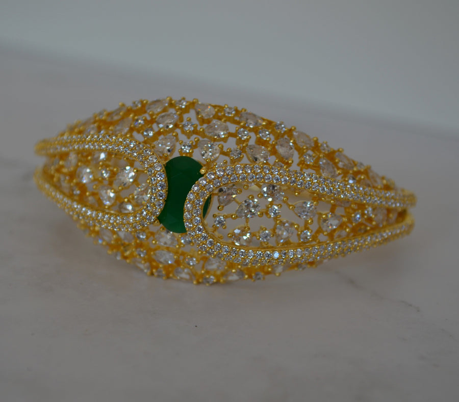 Cz Studded Uncut Diamond Openable Bracelet - Gold Finish Emerald Green Bracelets