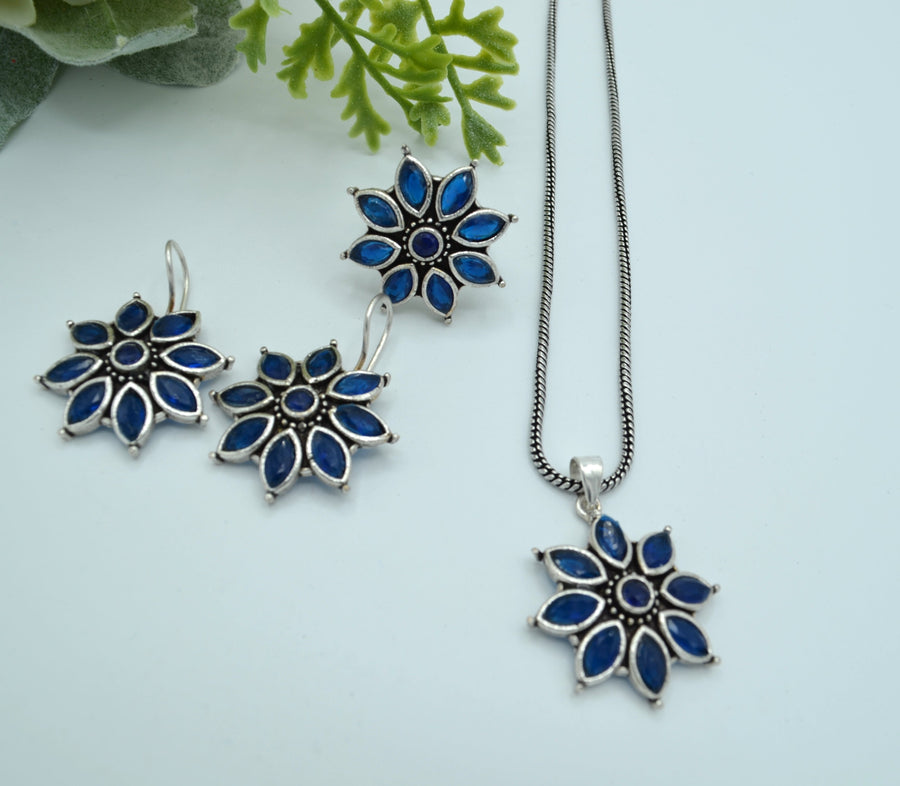German Silver Pendant Set With Adjustable Ring Navy Blue Necklaces