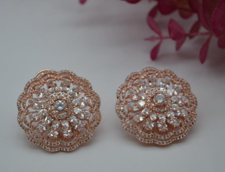 Gulsa Flower Cz Studded Studs With Monalisa Stones White - Clear Earrings