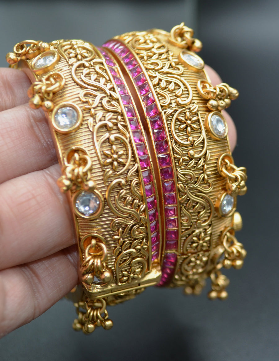 Openable Tyaani Kundan Kadas - Pair Bracelets