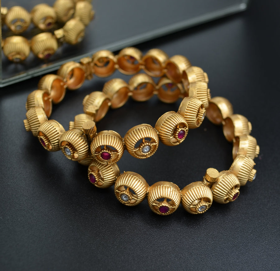 Openable Kundan Kada - Pair 2.4 Inches Bracelets