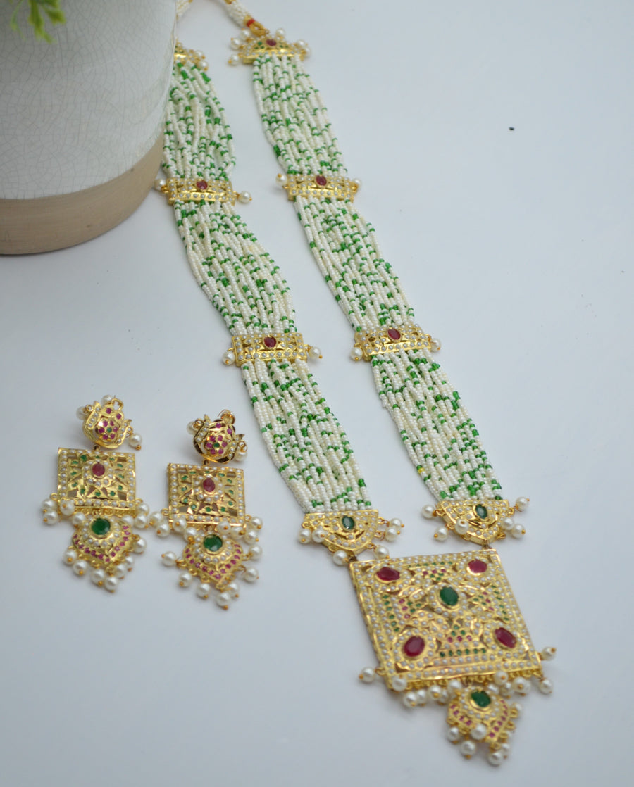 Hunar Jadau Square Shaped Long Necklace Set Necklaces