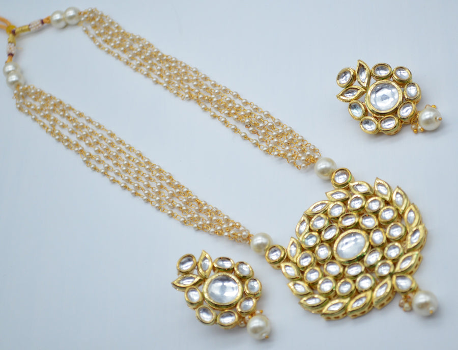 Big Kundan Pendant With Pearl Chain Necklace Set Necklaces