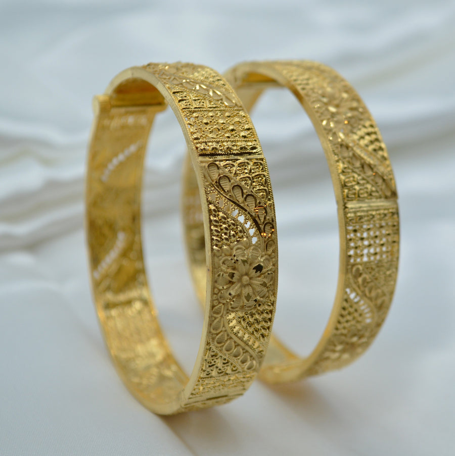 Traditional 1 Gram Gold Plated Openable Kada Set Bangles