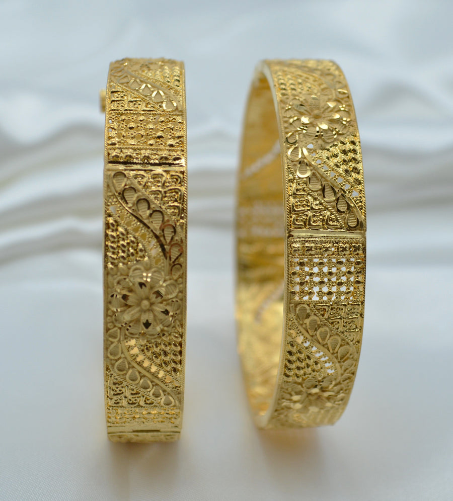 Traditional 1 Gram Gold Plated Openable Kada Set 2.6 Bangles