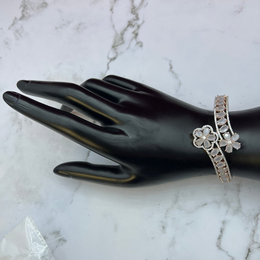 Flower American Diamond Openable Bracelet Grey Bracelets
