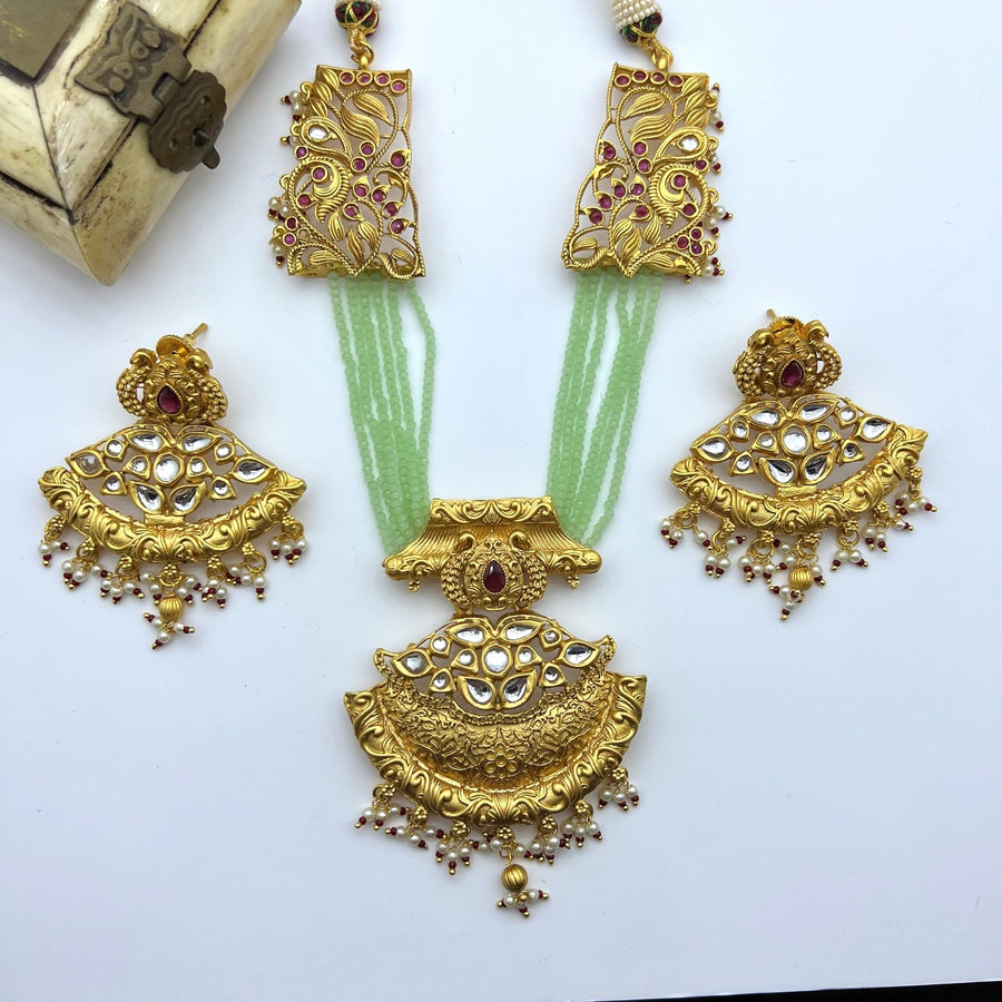 Kemp Uncut Kundan Necklace Set. Green Necklaces